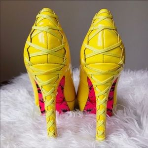 Betsy Johnson Ditan heels 👠 NEW